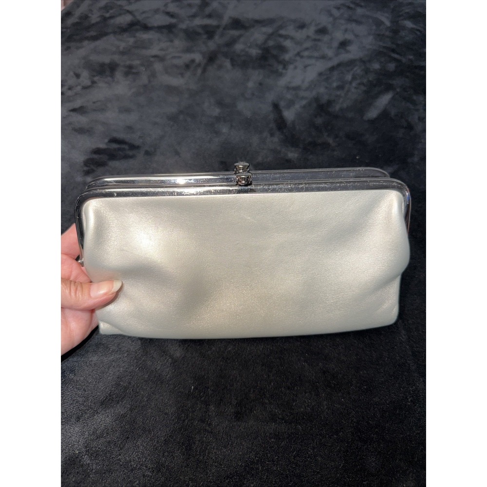 Hobo International Lauren Wallet Silver Pearl 100% Genuine Leather